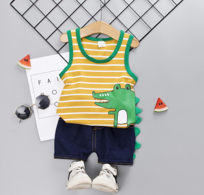 Cartoon crocodile pattern Striped element Summer Children vest+shorts set (yellow)