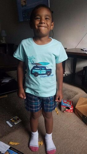 T-shirts and shorts suits (Cars,coconut trees) photo review