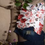 Fresh Floral Short-sleeve Top and Jeans Set photo review