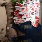 Fresh Floral Short-sleeve Top and Jeans Set photo review