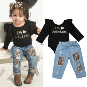 2-piece Letter Pattern Bodysuit & Jeans for Toddler Girl