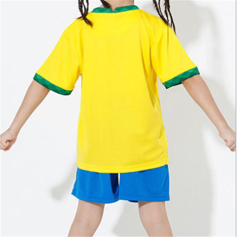 2-piece Sporty T-shirt &amp; Pants for Boy