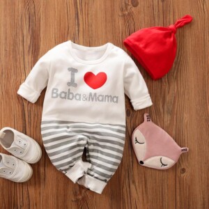 2-Piece Lovely Heart and Letters Long-Sleeve Jumpsuit with Hat Set for Baby
