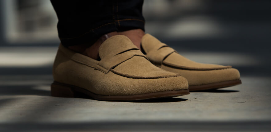 beige-2-men-banner-2